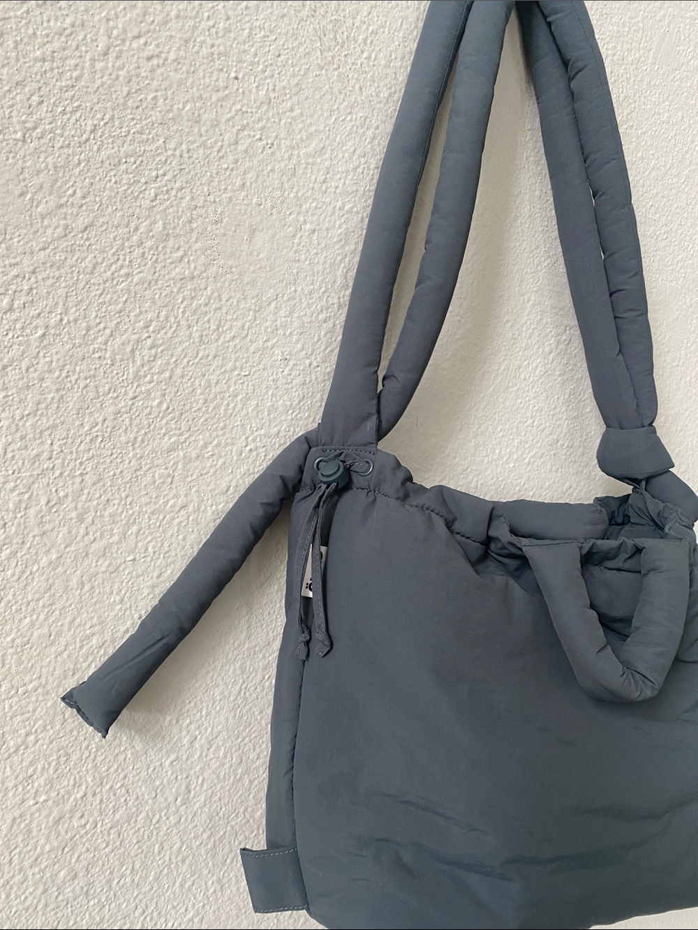 ÖLEND Ona Soft Bag Coal - Picture 4 of 6
